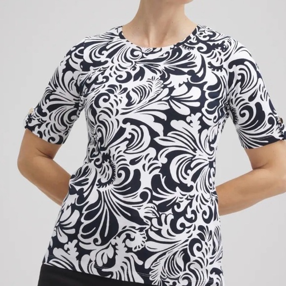 Chicos tee shirt sleeve knit size 0 4/6 size crew neck cotton NWT button sleeve - Picture 1 of 6